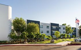 Radisson Ontario Airport